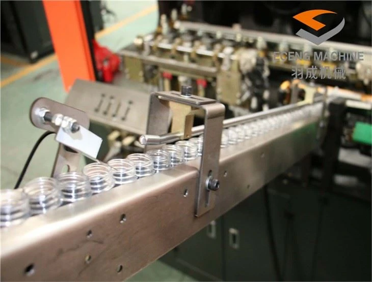 4 Cavity Automatic PET Blowing Machine
